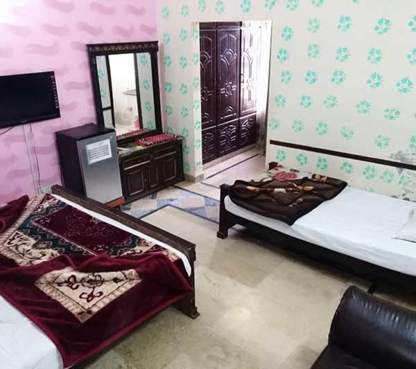 Butt Lodges 4 Islamabad Ngoại thất bức ảnh